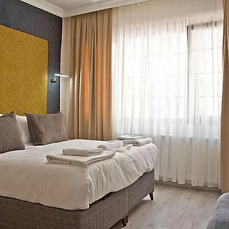 Yakut Otel 2*